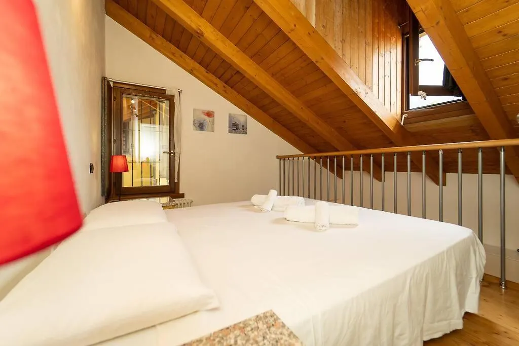 Grazioso Rustico A 100 Metri Dalla Spiaggia Apartman Bellagio