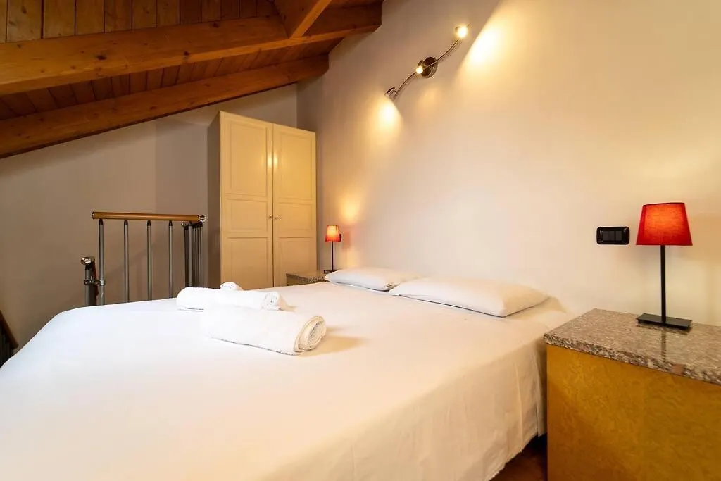 Grazioso Rustico A 100 Metri Dalla Spiaggia Appartement Bellagio